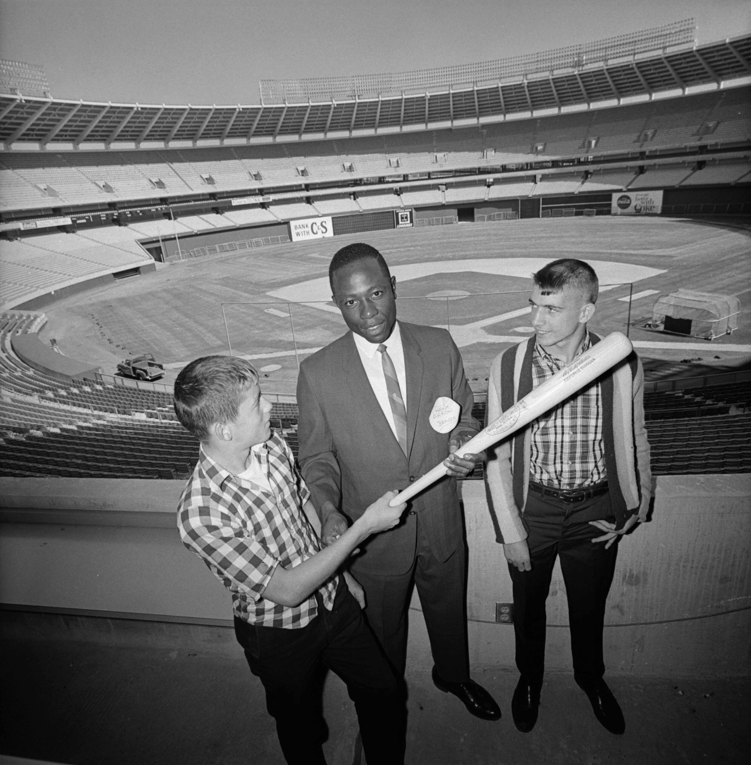 What to Teach Your Kids About Hank Aaron
